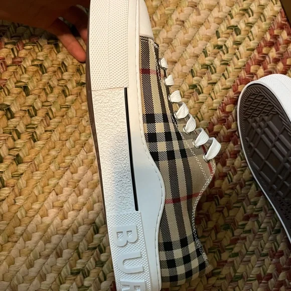Burberry Men's Plaid Sneakers - Beige and White - Picture 3 of 4